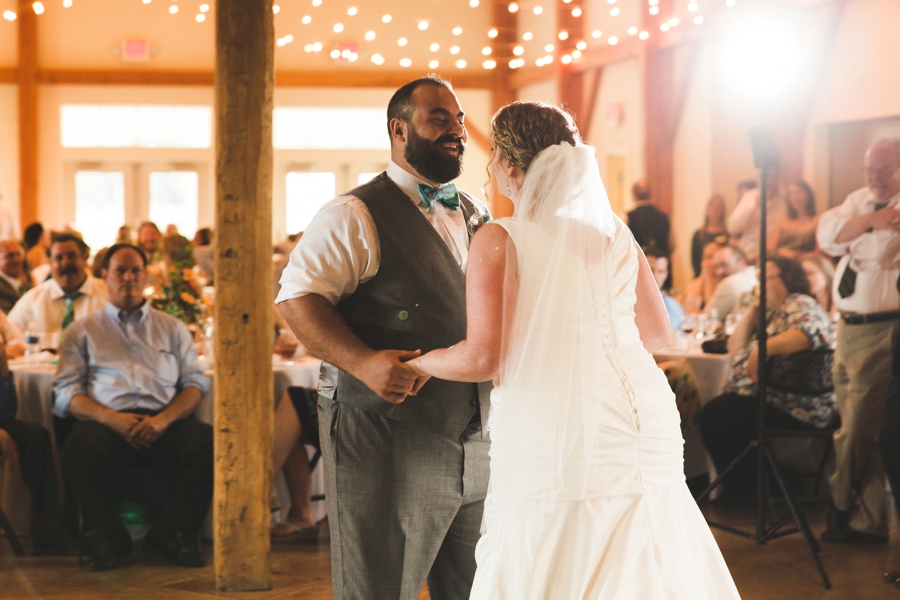 Amelita_Mirolo_Barn_wedding069